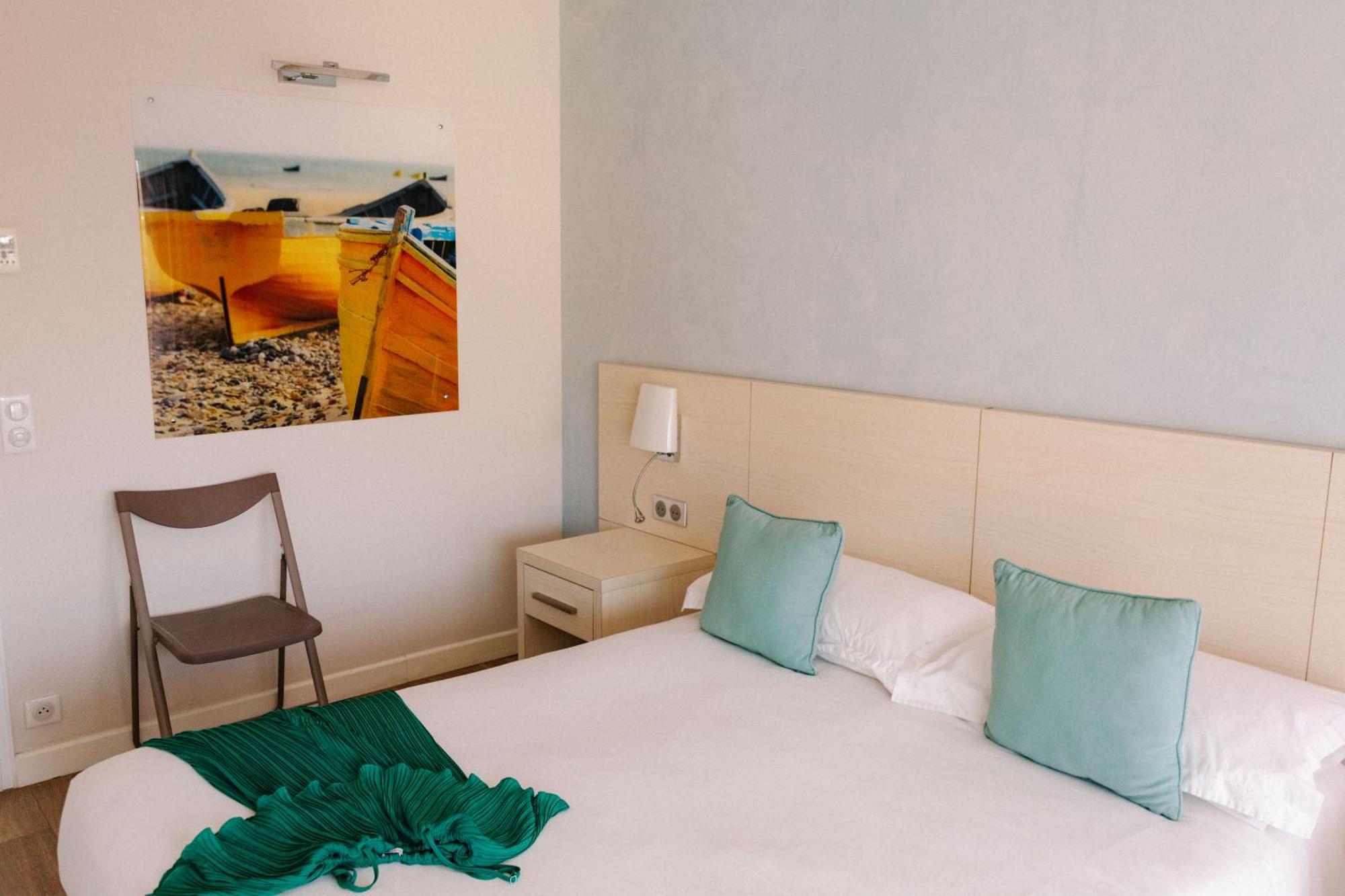 Chateauneuf Aparthotel 2*