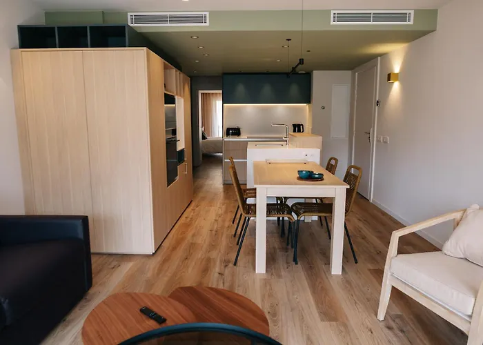 Residence Chateauneuf