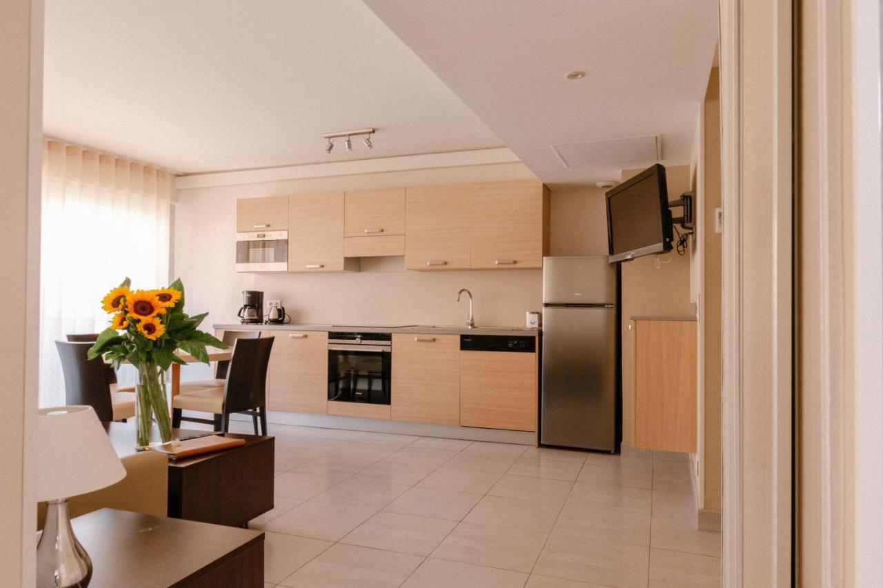Résidence Châteauneuf Appart hôtel 2*